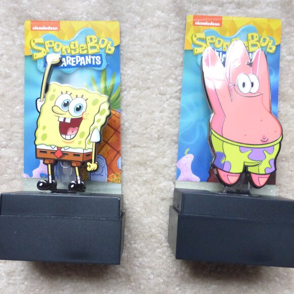 Lot of 2 NICKELODEON SpongeBob FIGPINS - Picture 6 of 7
